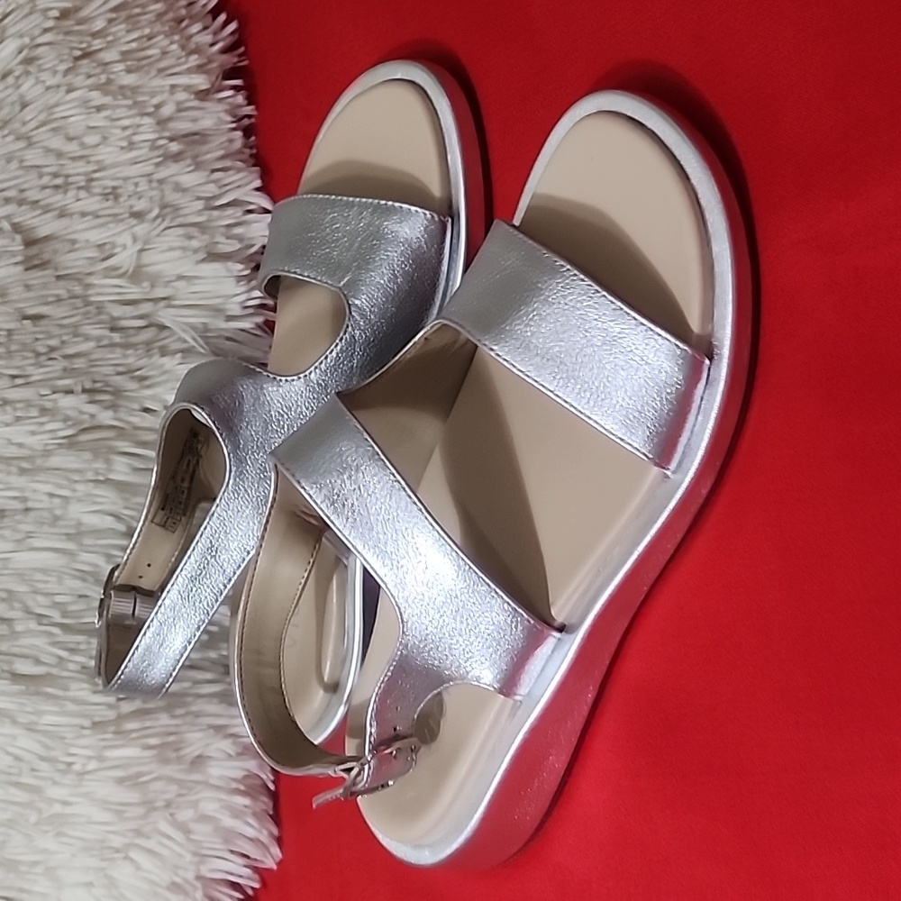 Vionic Metallic Silver Sandals - image 3
